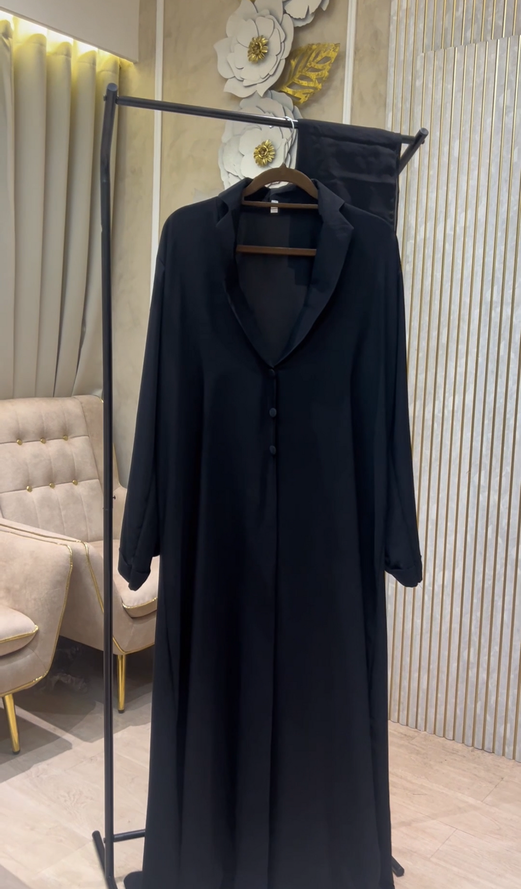 Black Simple Collar Abaya MH082