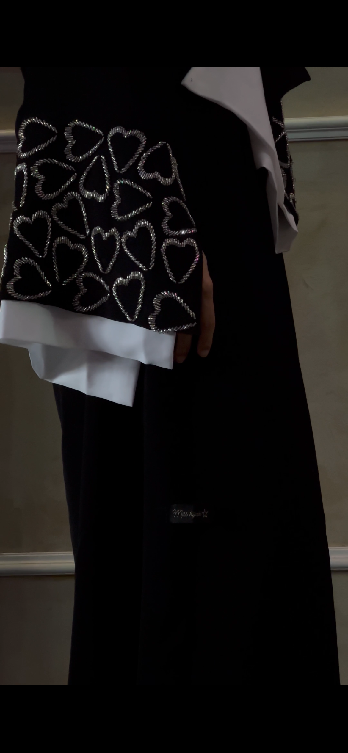 Sana Heart Sleeve Black Abaya -MH026