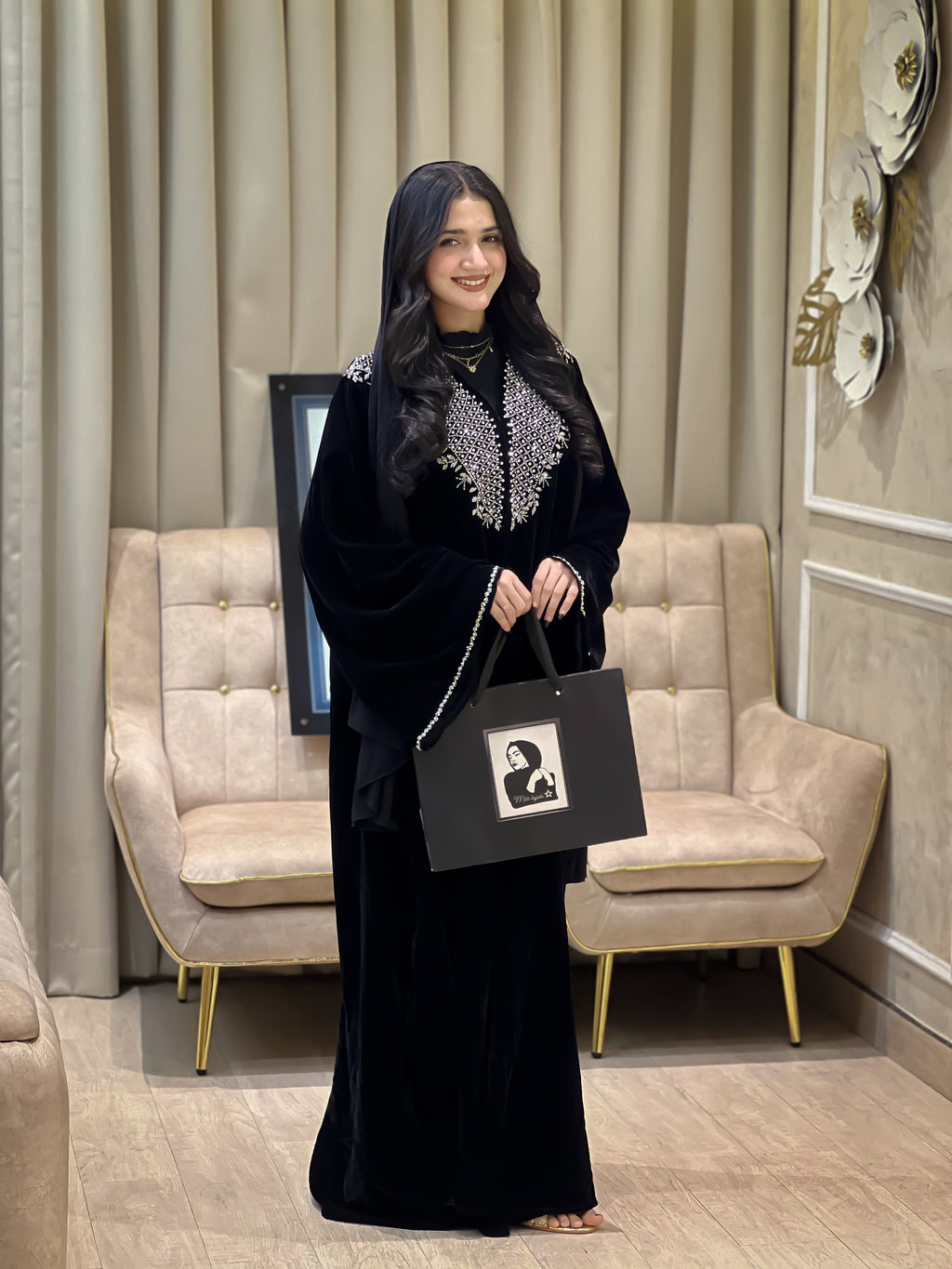 SANA in Black Velvet- MH091