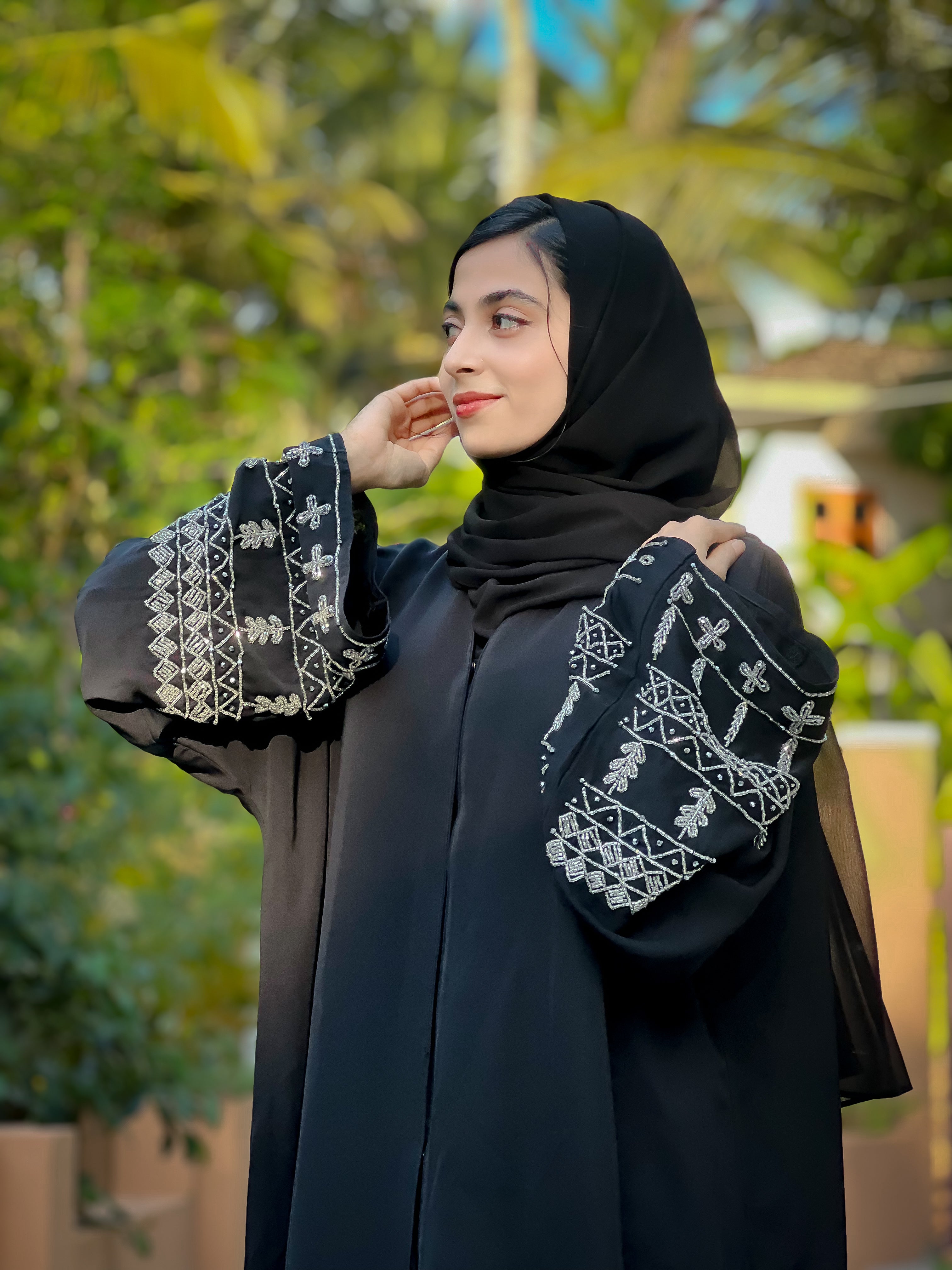 BLACK SANA SLEEVE WORK ABAYA- MH015
