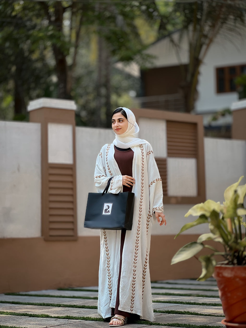 Sana Embroidery Abaya- MH009