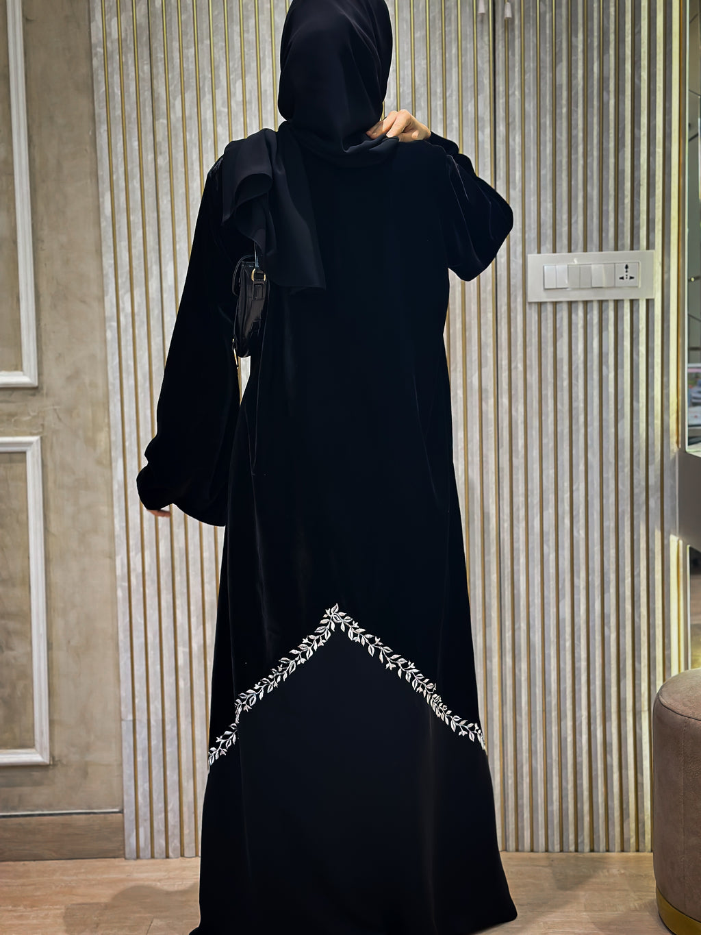 Sana BLACK VELVET ABAYA - MH013