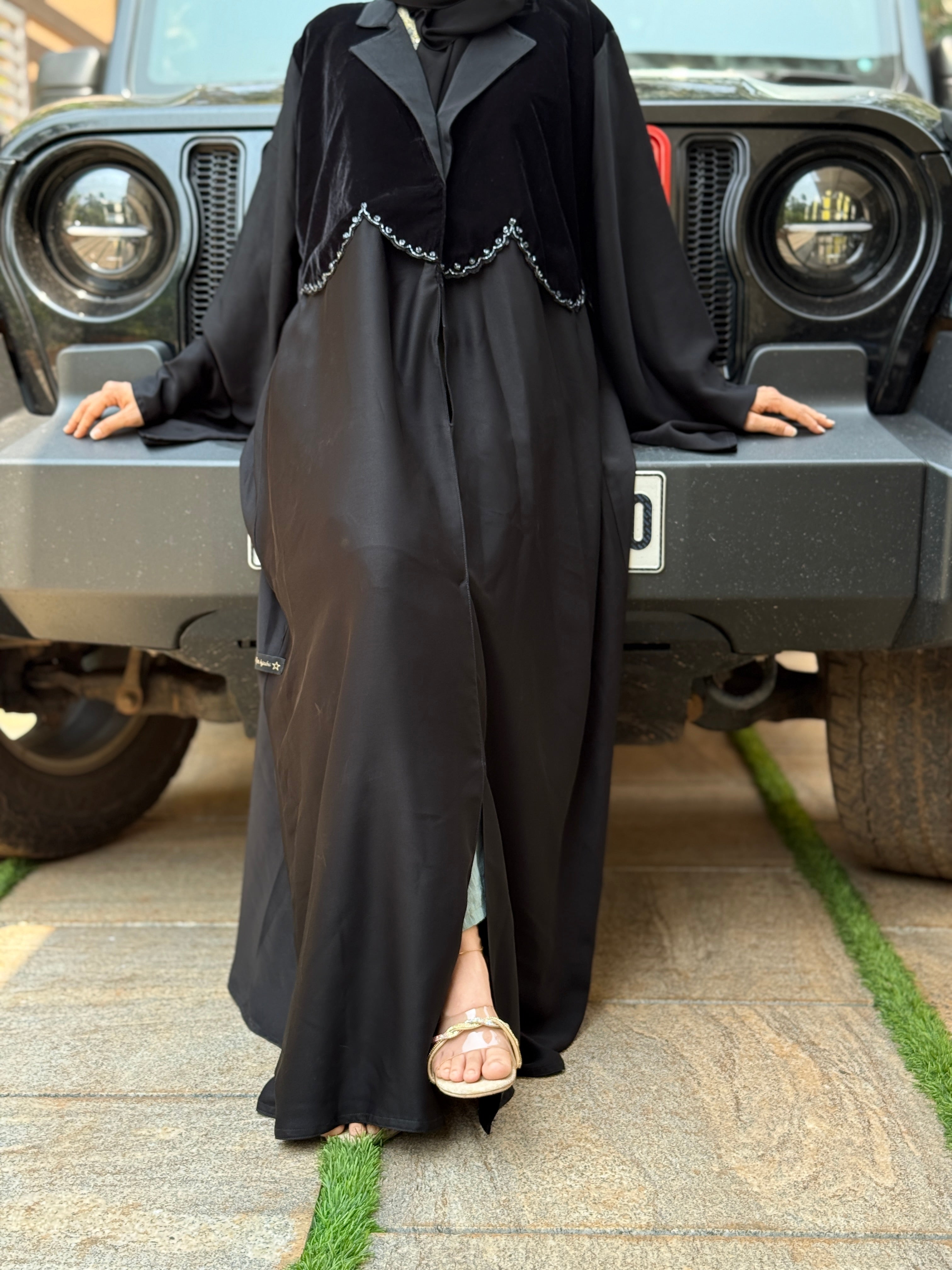 Sana Premium Velvet Black Abaya- MH021