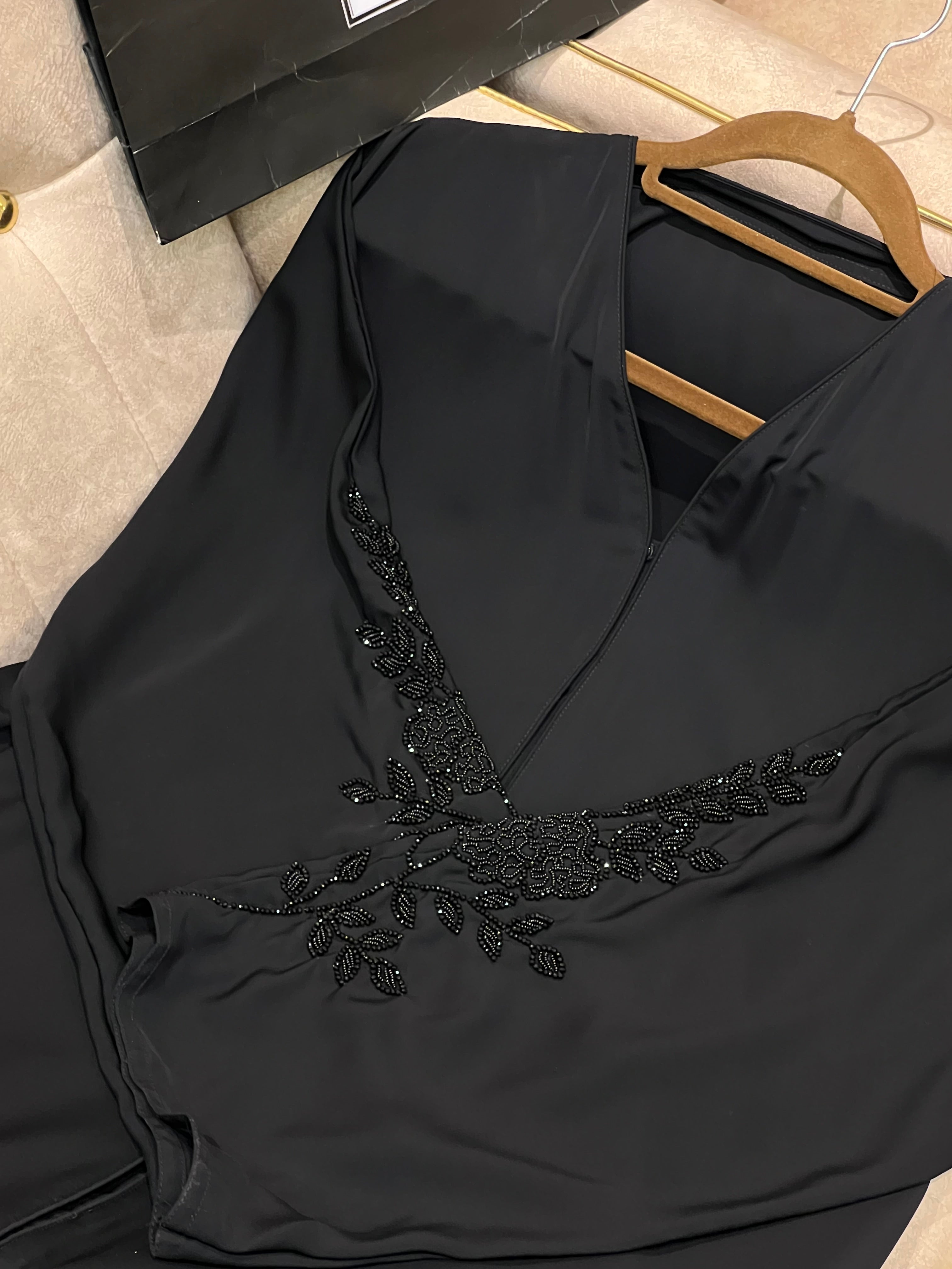 Timeless Black Signature Abaya
- MH049