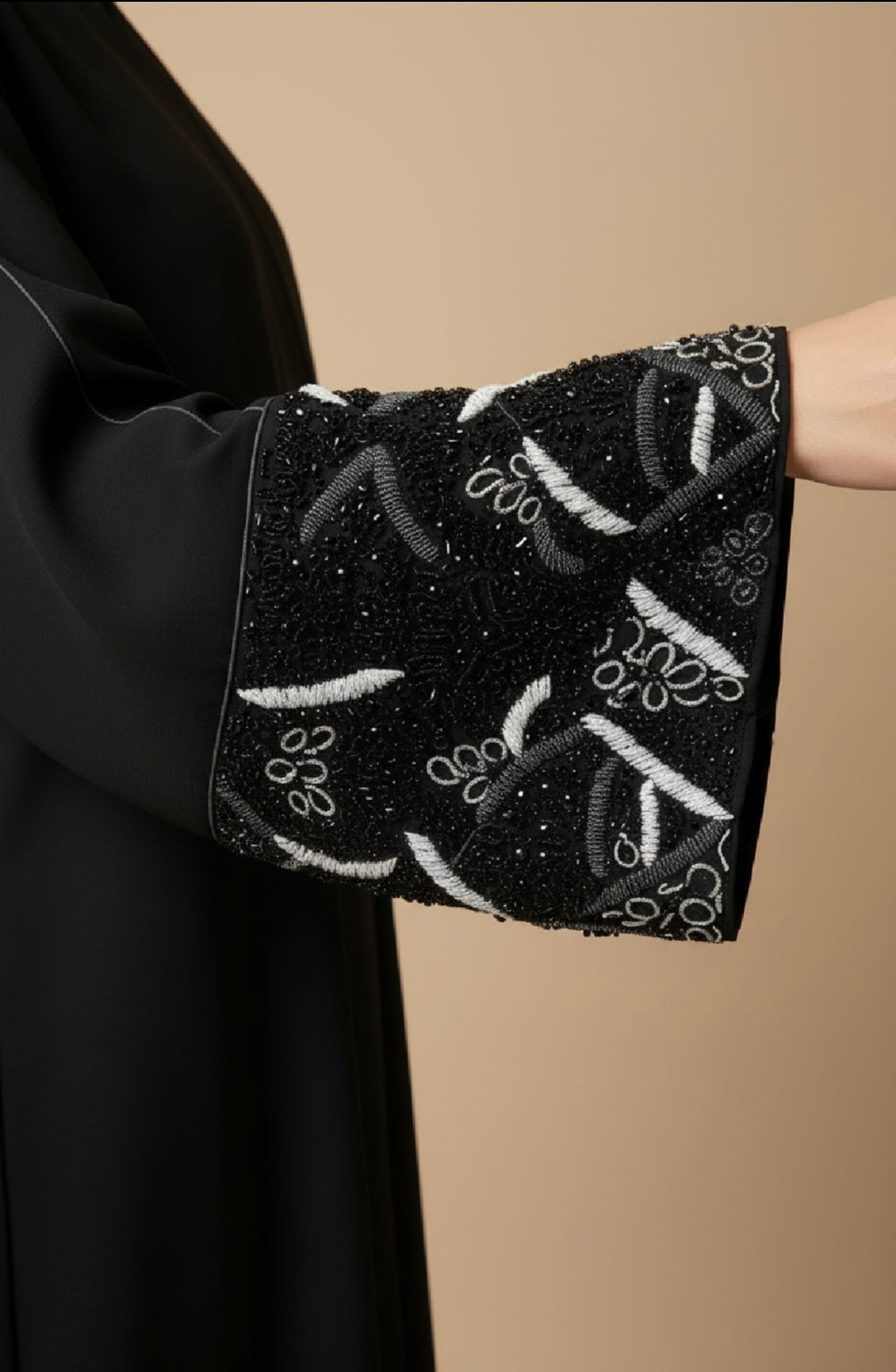 BLACK SLEEVE HANDWORK- MH078