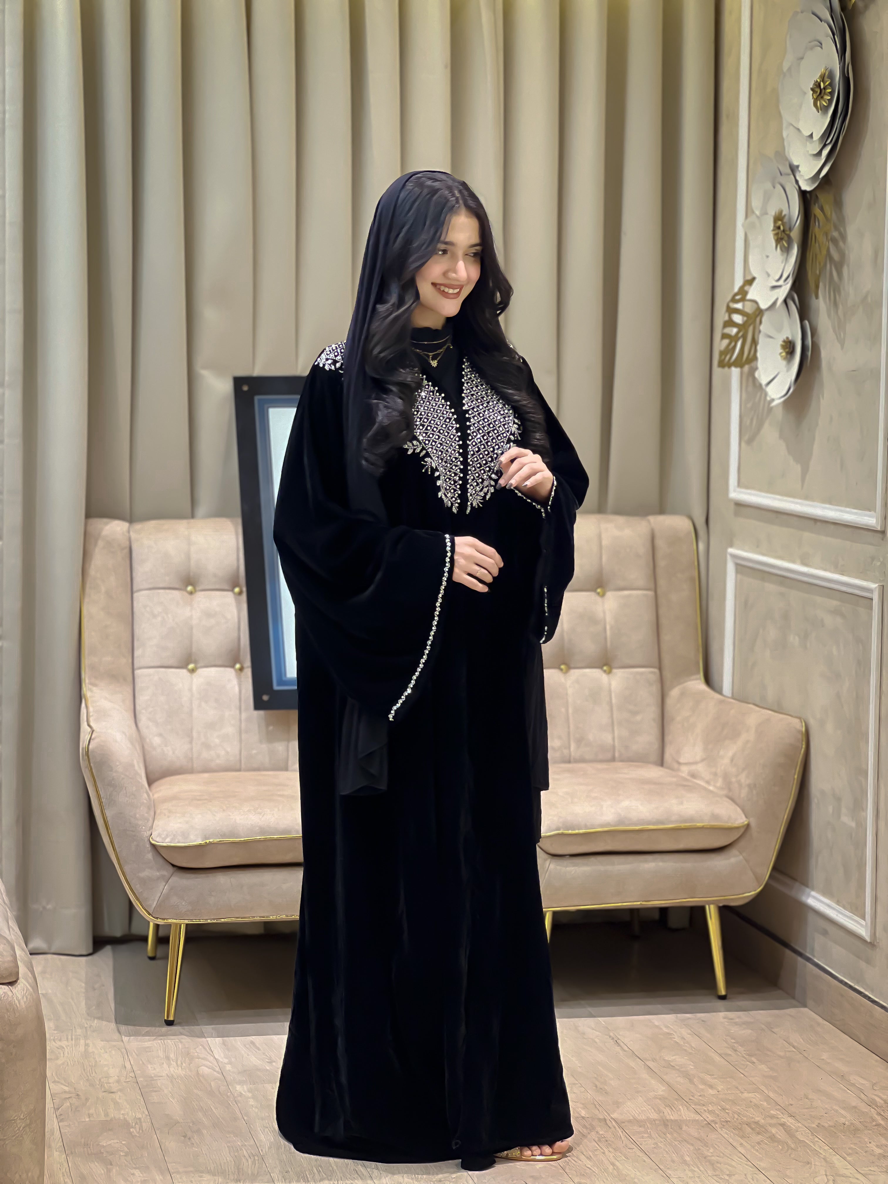 SANA in Black Velvet- MH091