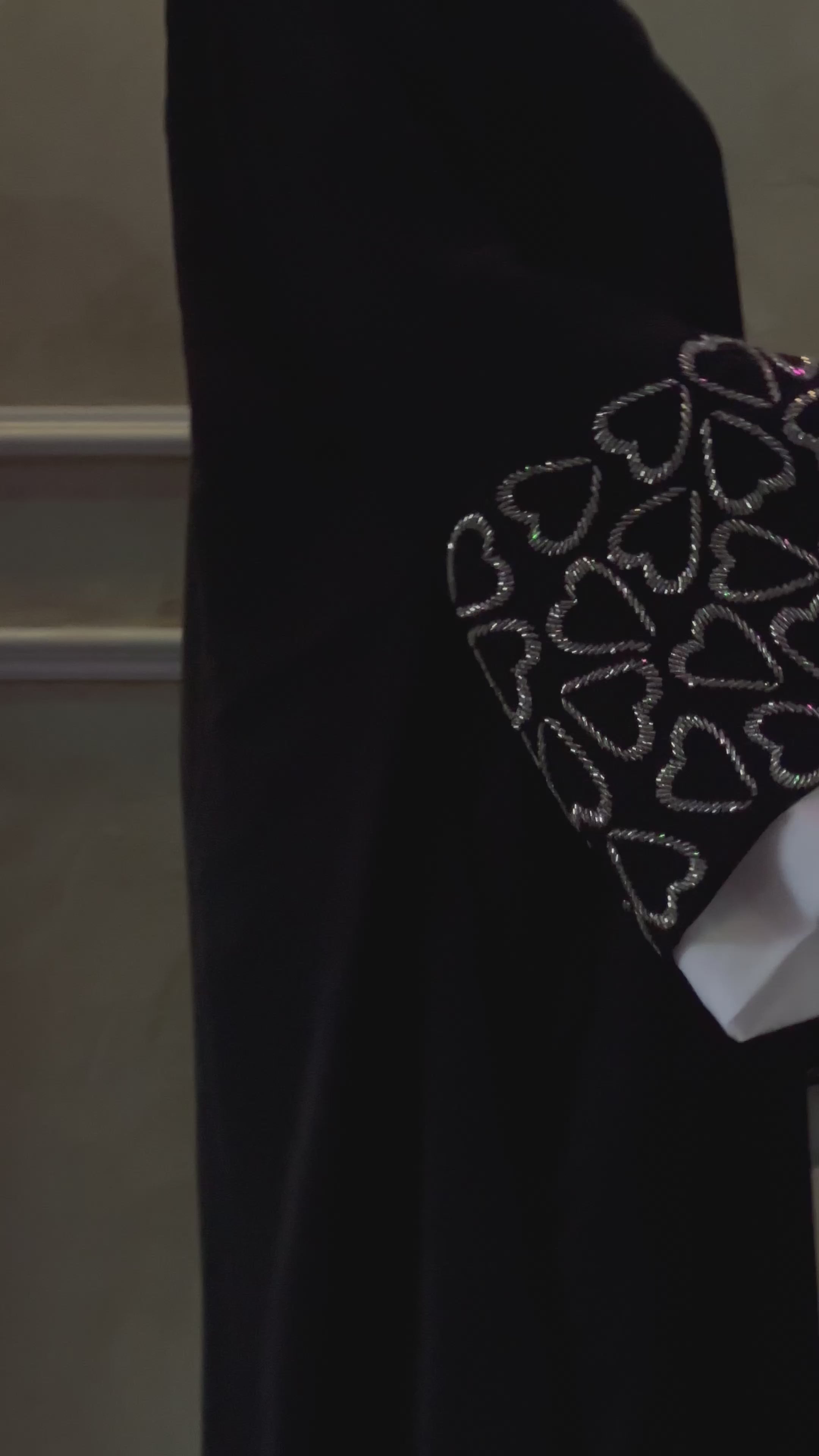 Sana Heart Sleeve Black Abaya -MH026