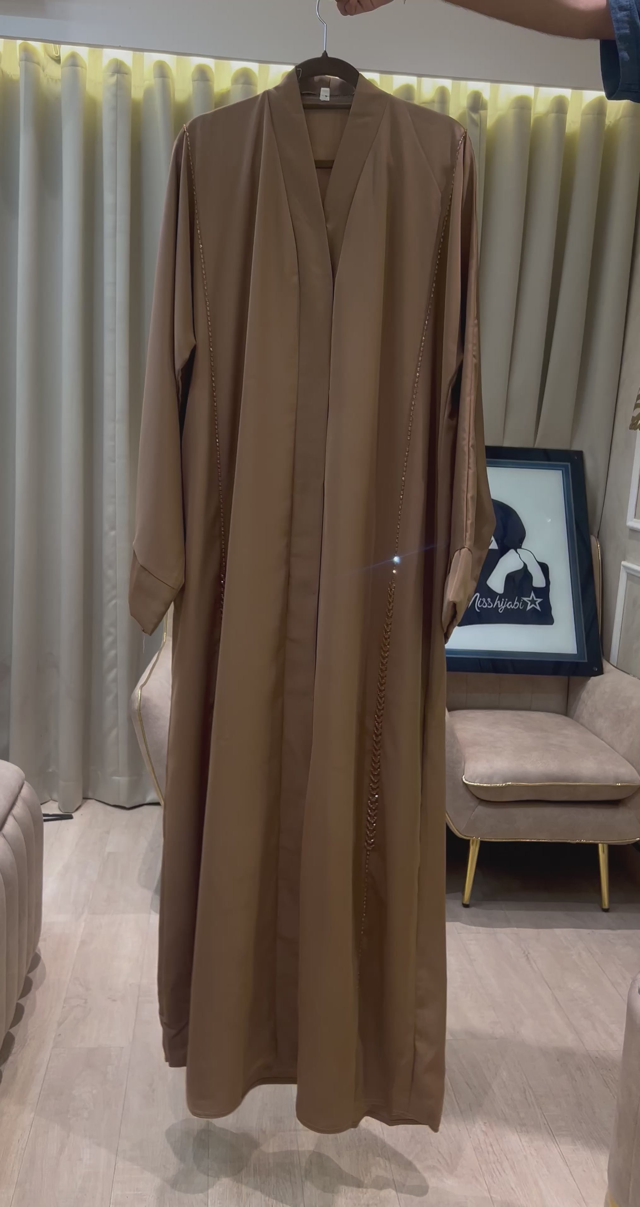 THREAN in Brown - MH069