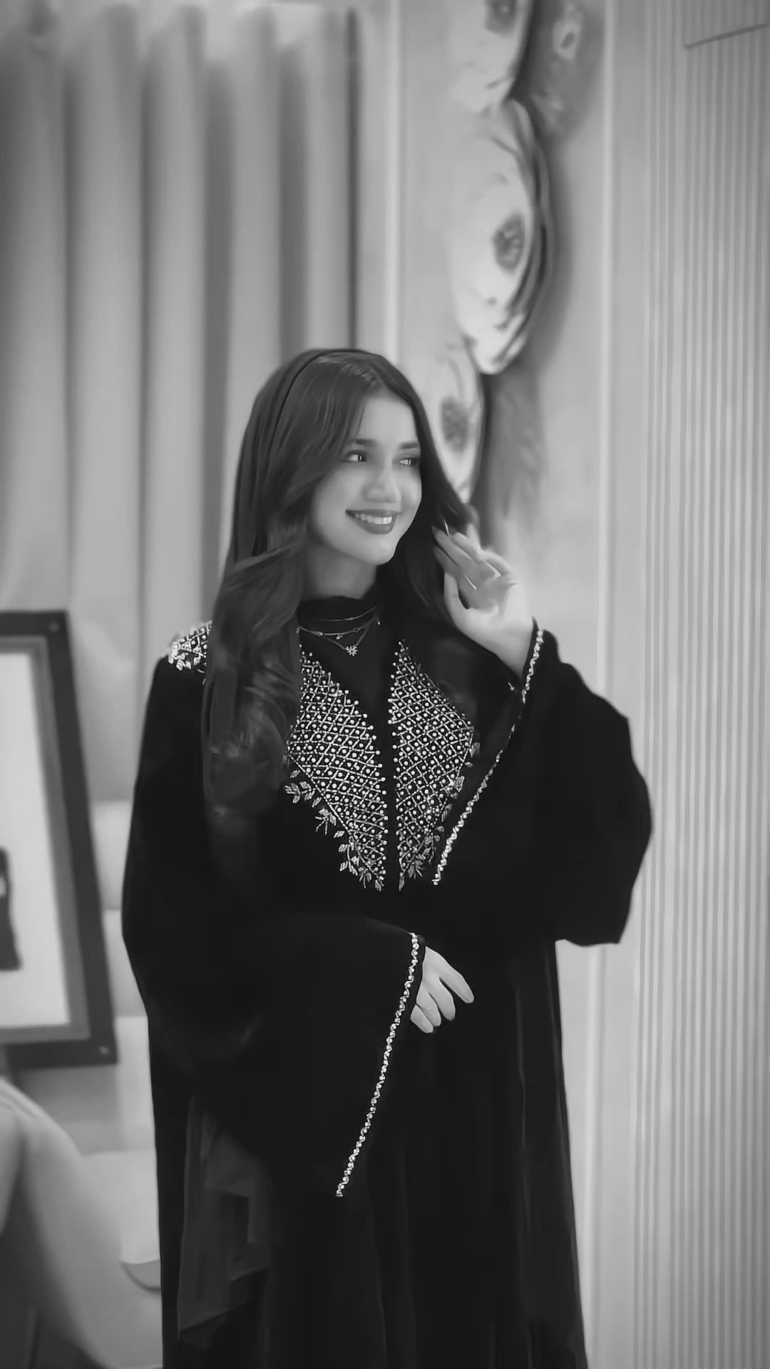 SANA in Black Velvet- MH091